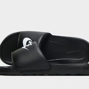 Nike Victori One Slipper dames - Black/Black/White- Dames, Black/Black/White